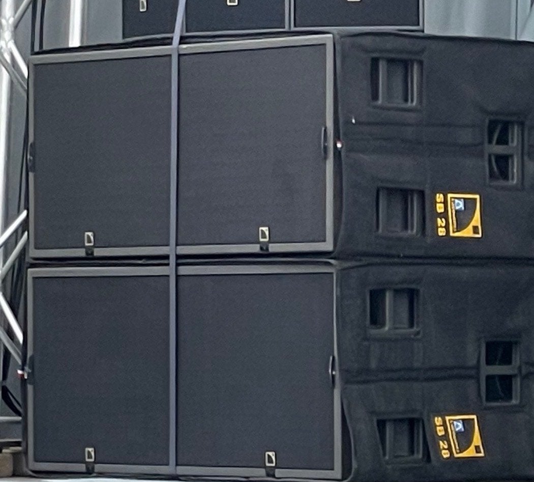 6x L-Acoustics SB28 Subwoofers met Covers en Dollies, Ophalen, Gebruikt, Subwoofer, Overige merken