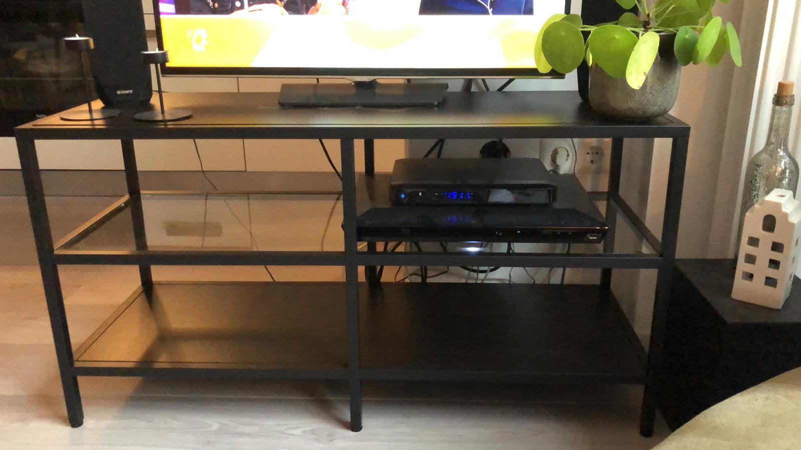 Ikea tv meubel Vittsjö, Ophalen, Zo goed als nieuw, Minder dan 100 cm, Metaal