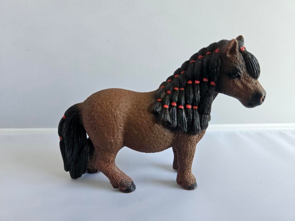 Schleich 82978 Mini Shetlander merrie, Ophalen of Verzenden, Zo goed als nieuw, Paard, Beeldje of Figuurtje