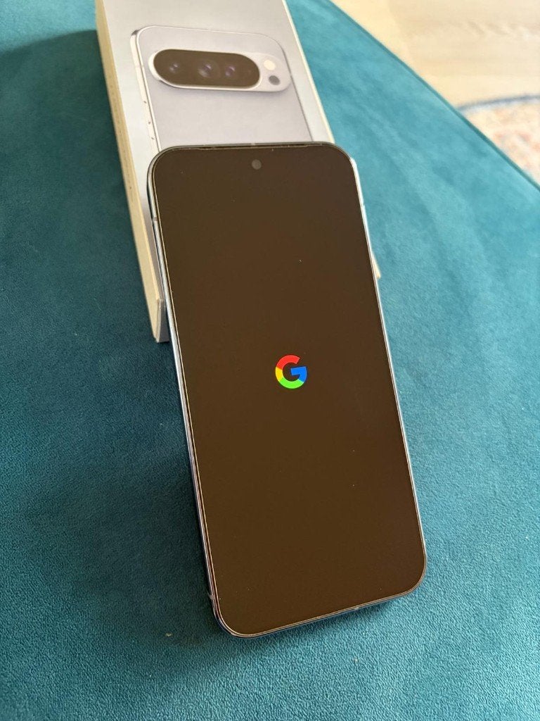 Google Pixel 10 Pro Xl 256gb Moonstone, Telecommunicatie, Ophalen, Overige modellen, Zo goed als nieuw, Zonder simlock