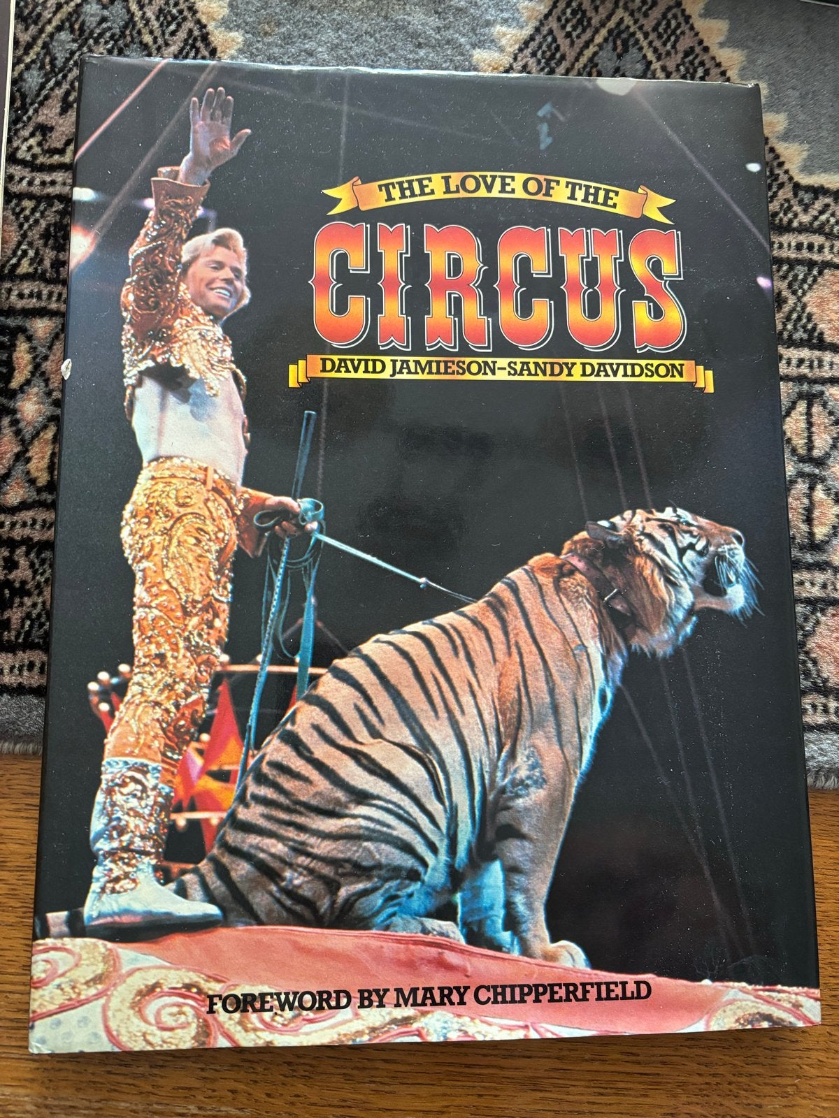 The Love of the Circus - Engelstalig boek over circus, Ophalen of Verzenden, Gelezen, Wereld overig
