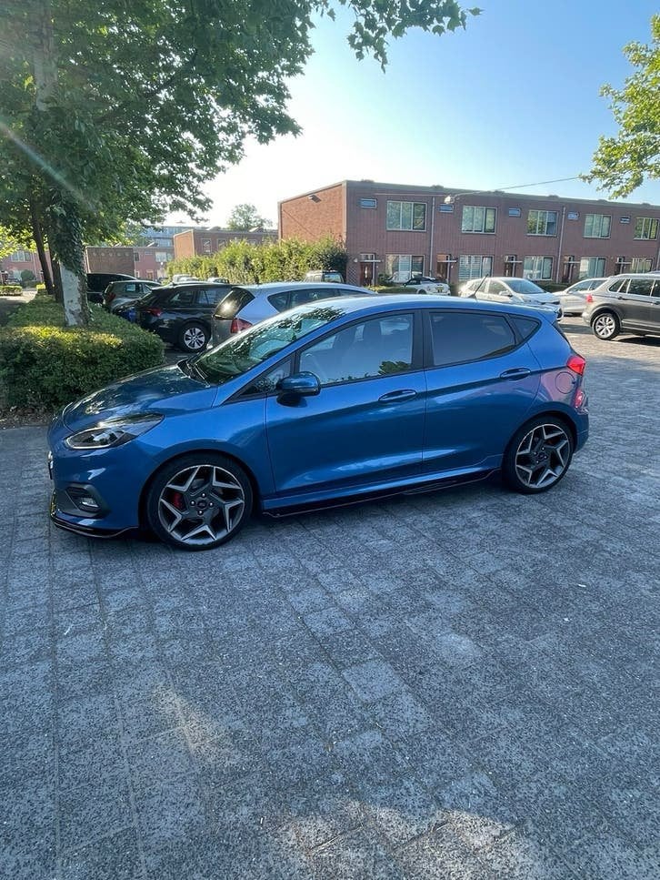 Ford Fiësta 1.5 200pk 5dr 2018 Blauw, Voorwielaandrijving, Blauw, 1183 kg, Handgeschakeld