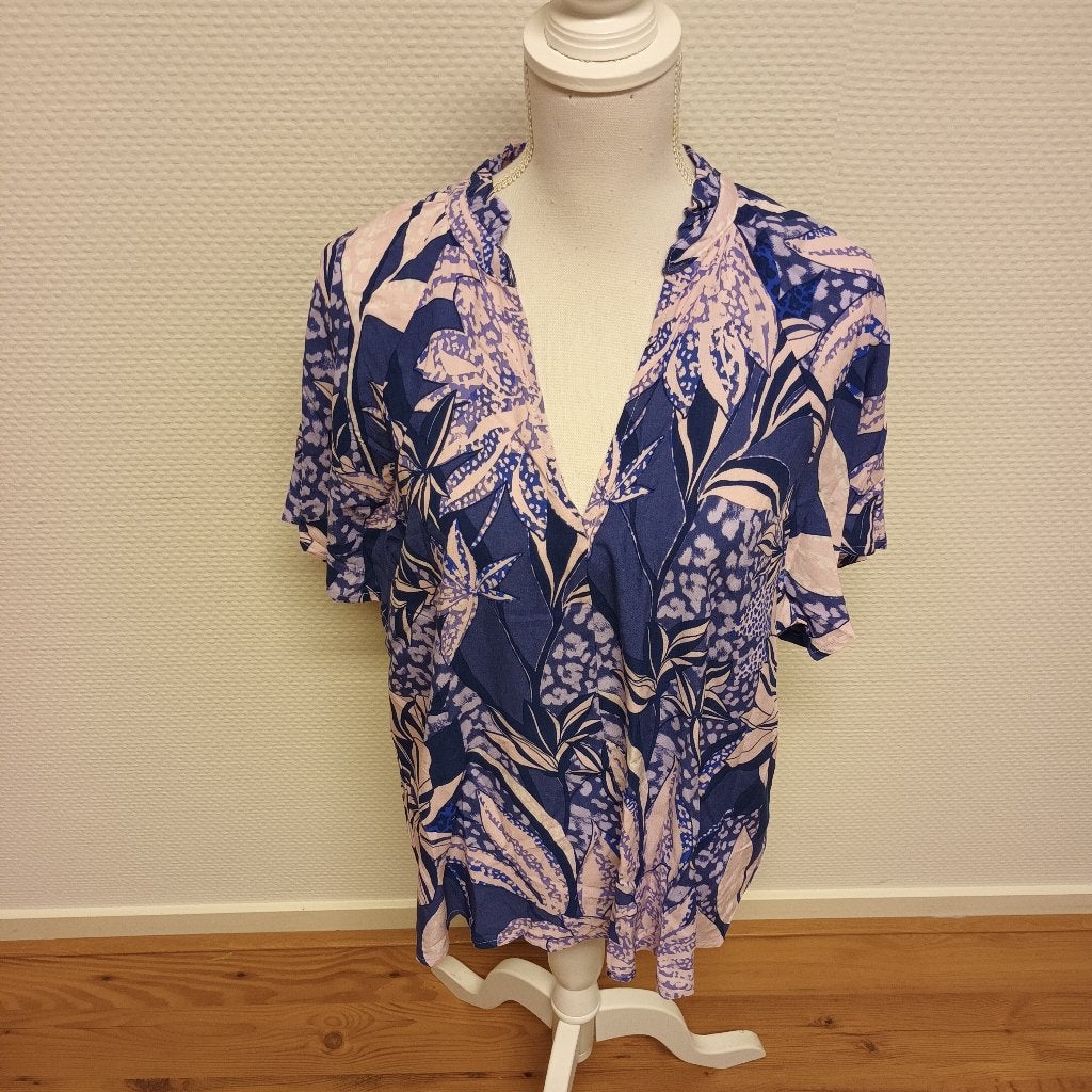 TWODAY - mooie zomerse top, bewerkt, maat L., Twoday, Blauw, Maat 42/44 (L), Ophalen of Verzenden