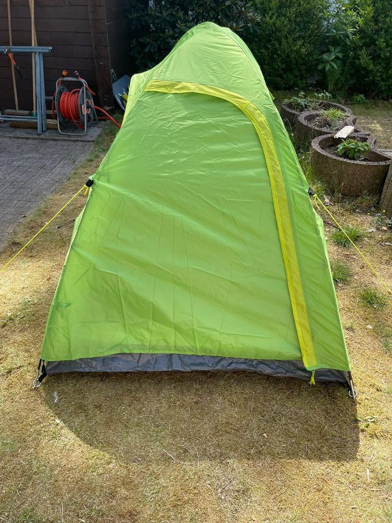 Crivit 2 persoons trekkingstent, Caravans en Kamperen, Ophalen, Zo goed als nieuw, Tot en met 2
