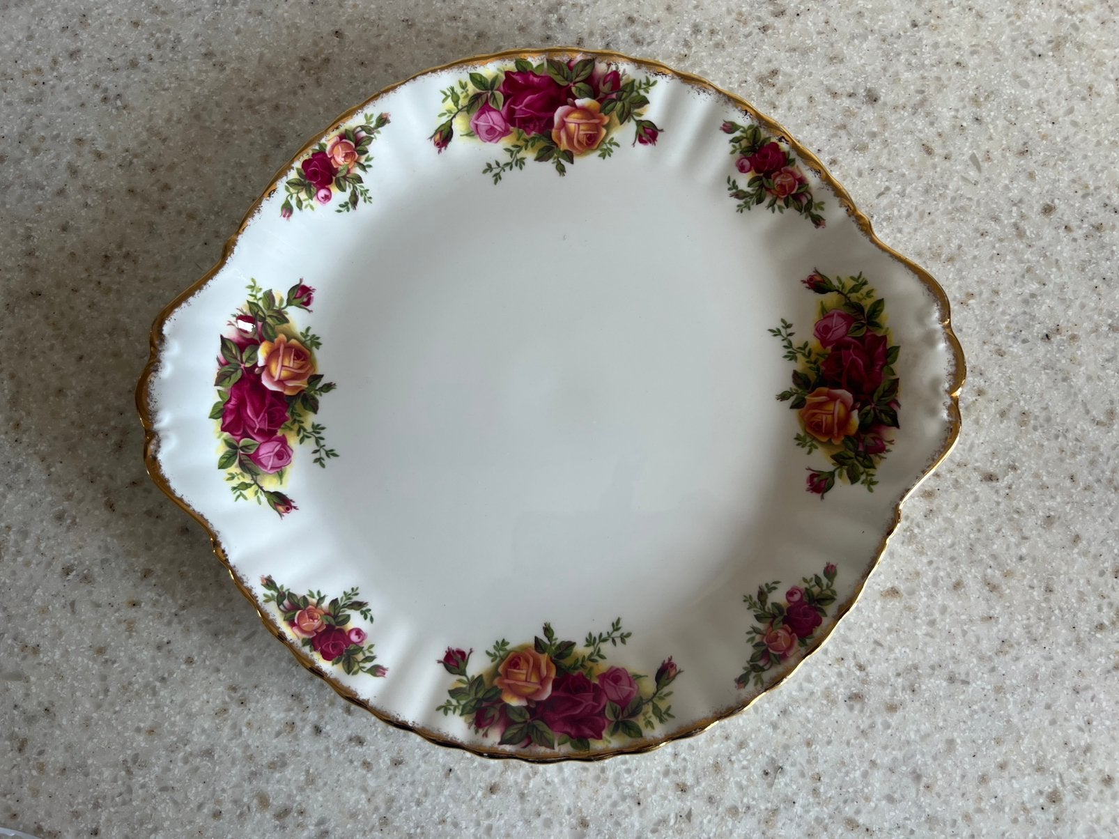 Royal Albert Old Country Roses ronde serveerschaal, Antiek en Kunst, Verzenden