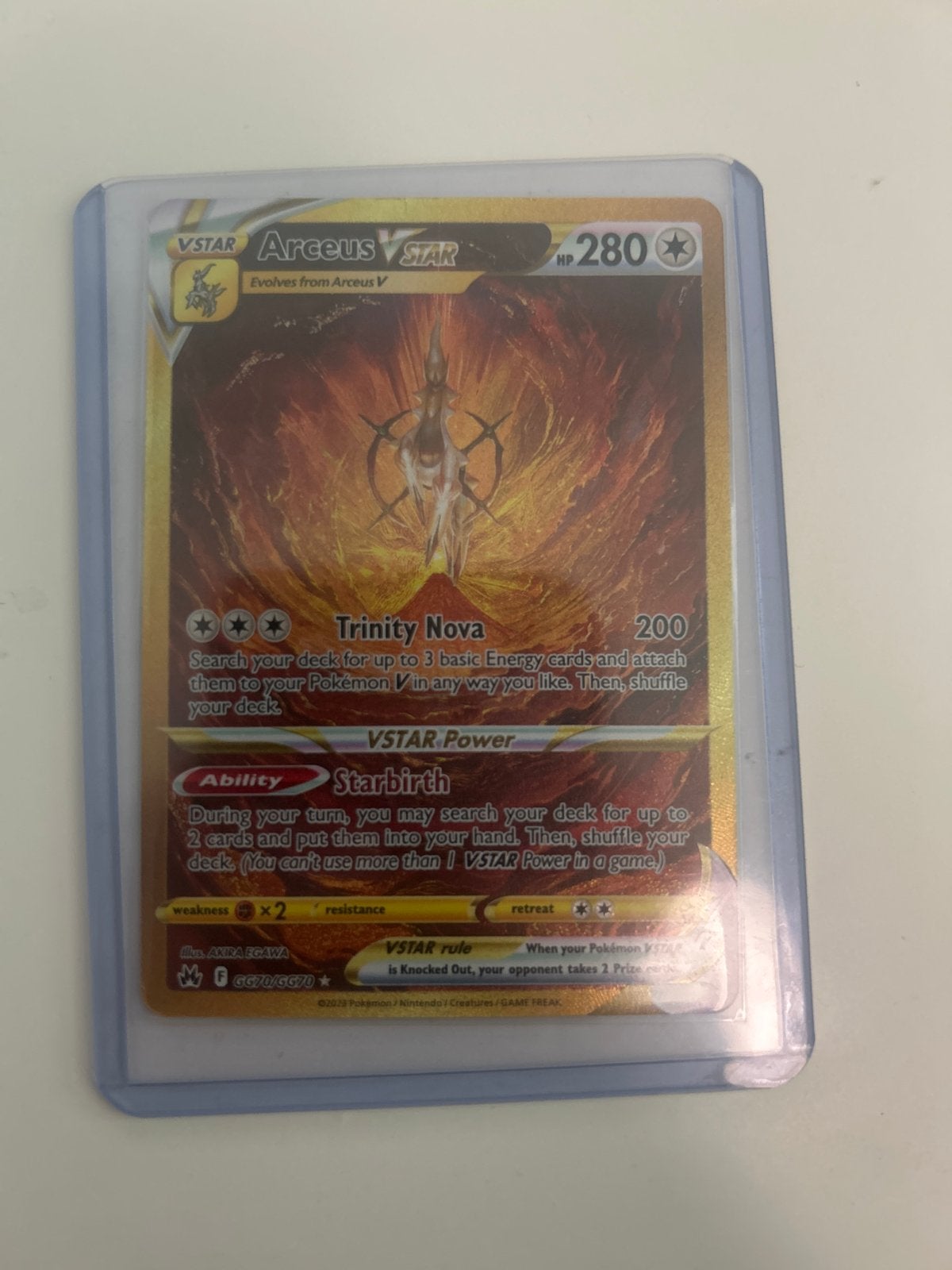 Arceus VSTAR Pokémon kaart - Crown Zenith, Hobby en Vrije tijd, Verzamelkaartspellen | Pokémon, Ophalen of Verzenden, Zo goed als nieuw