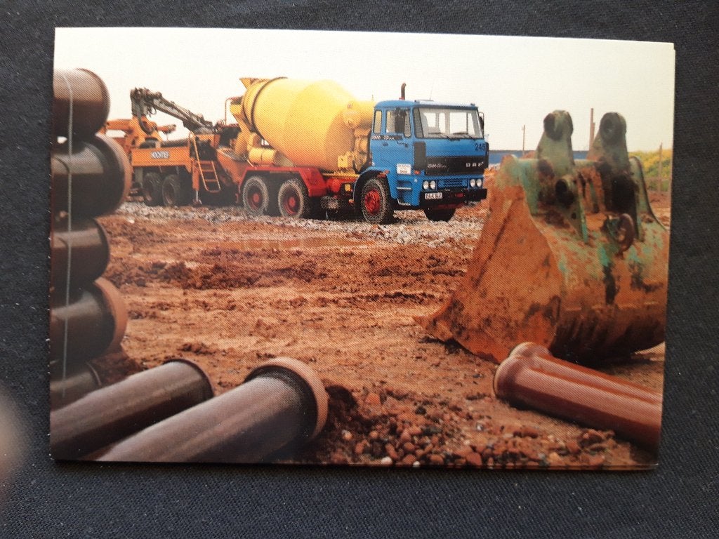 Fotokaart DAF F2500 mixer, Verzamelen, Ansichtkaarten | Themakaarten, Ophalen of Verzenden, 1980 tot heden, Ongelopen, Voertuig