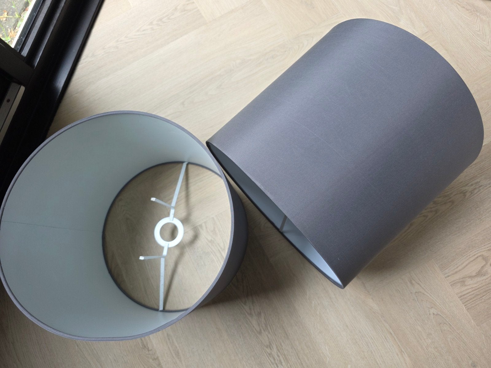 Stijlvolle grijze lampenkappen - 30 cm hoog, 34 cm diameter, Ophalen