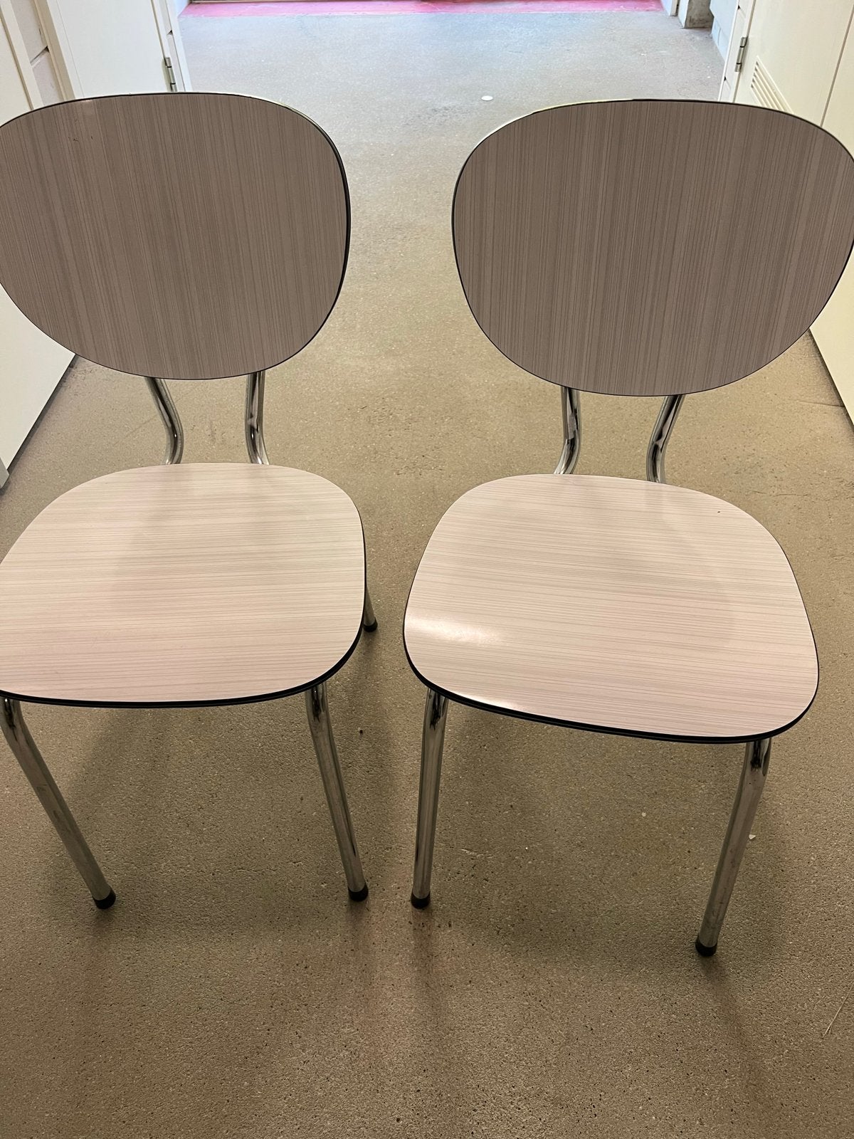 Set van 2 vintage formica stoelen, wit/grijs, jaren 50/60, Ophalen, Gebruikt, Twee, Overige kleuren
