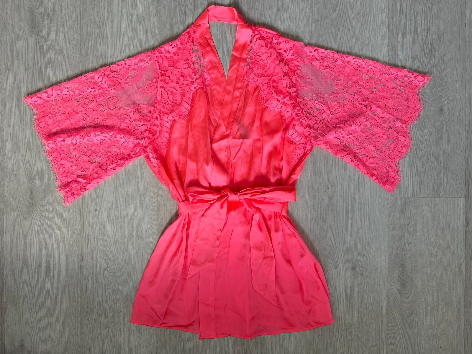 Nieuw Hunkemöller Private Collection kimono felroze M/L, Verzenden, Roze, Badjas