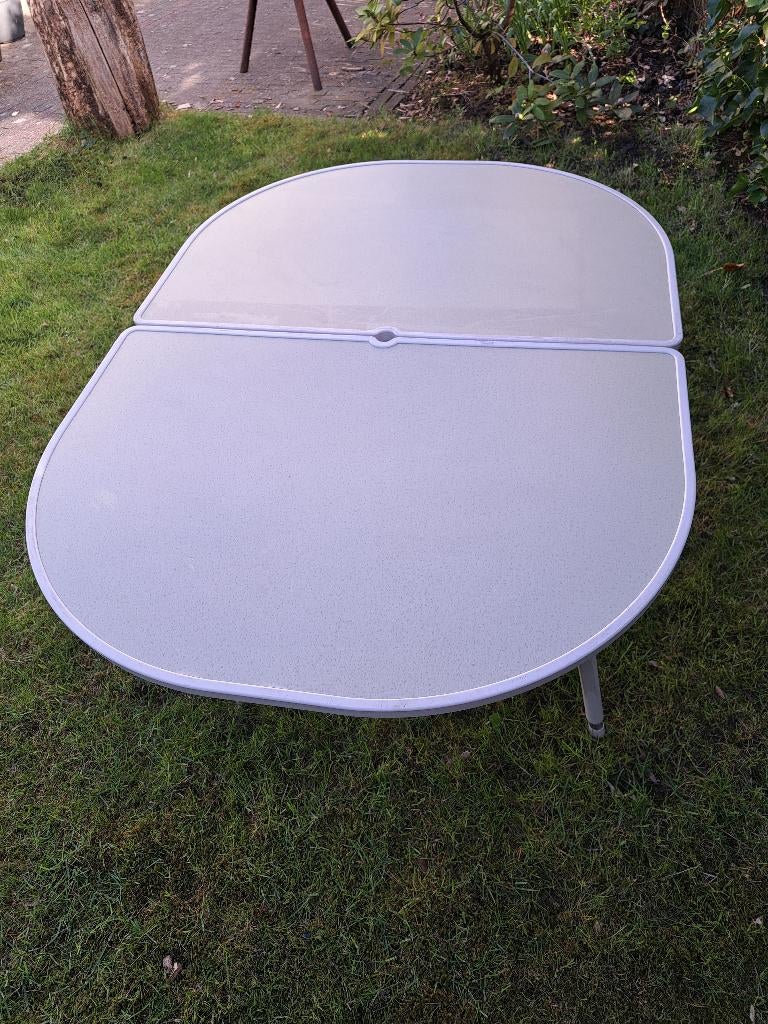 kampeertafel, Ophalen, Gebruikt