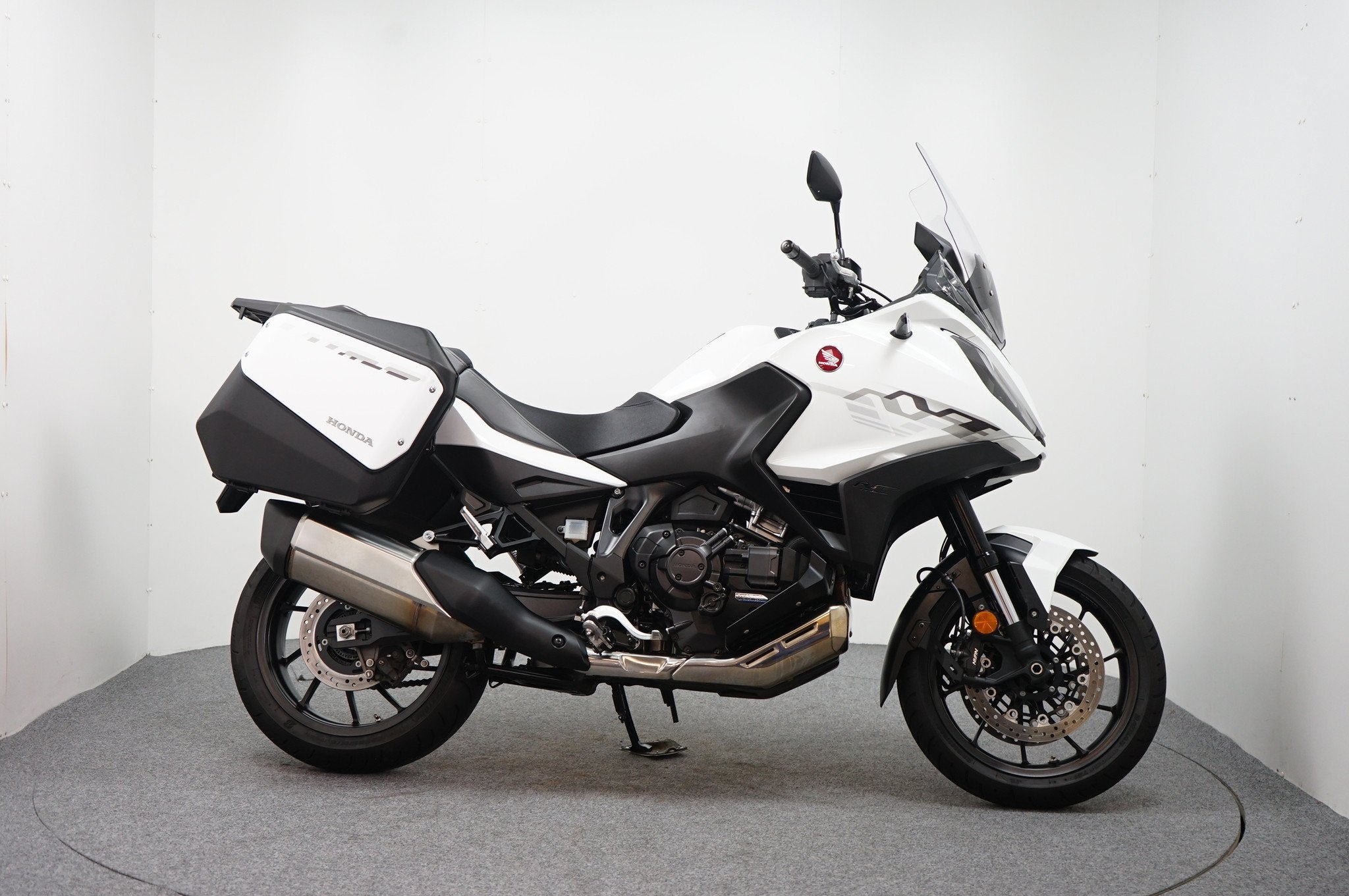 Honda NT 1100 A GERESERVEERD MB T/M 17/10 (bj 2022), Meer dan 35 kW, Toermotor, ABS, 1084 cc