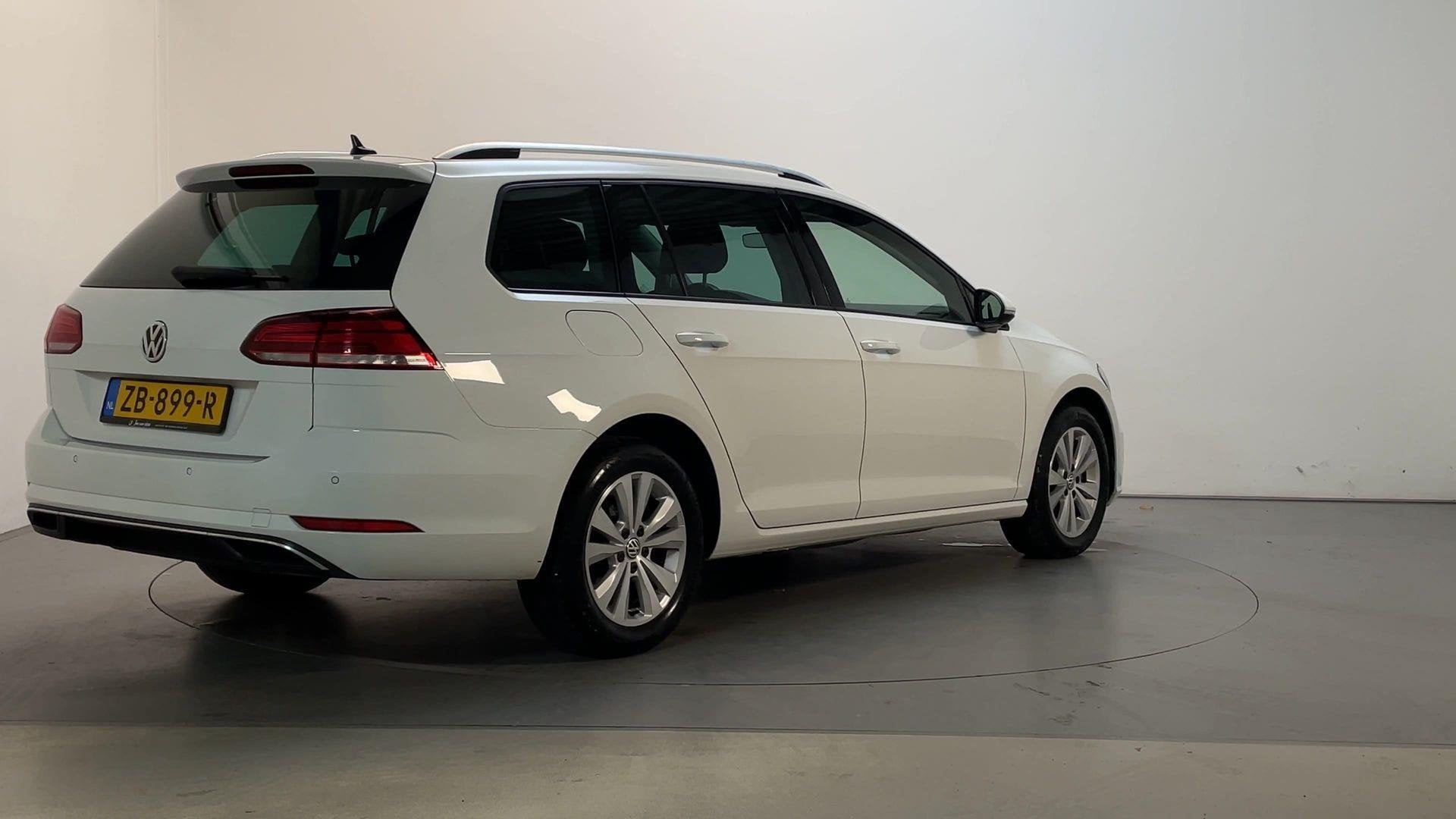Volkswagen Golf Variant 1.0 TSI 116pk DSG Comfortline Naviga, Stof, Gebruikt, Met garantie (alle), Automatische klimaatregeling