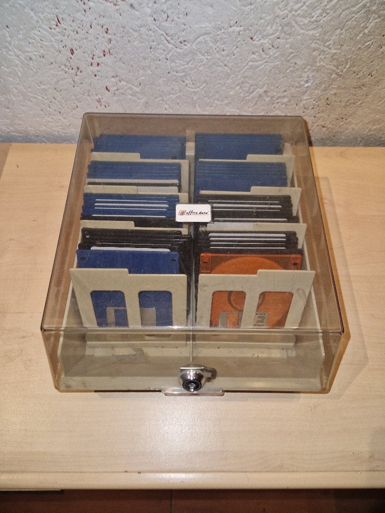 50 diskettes met bak, Computers en Software, Vintage Computers, Ophalen of Verzenden