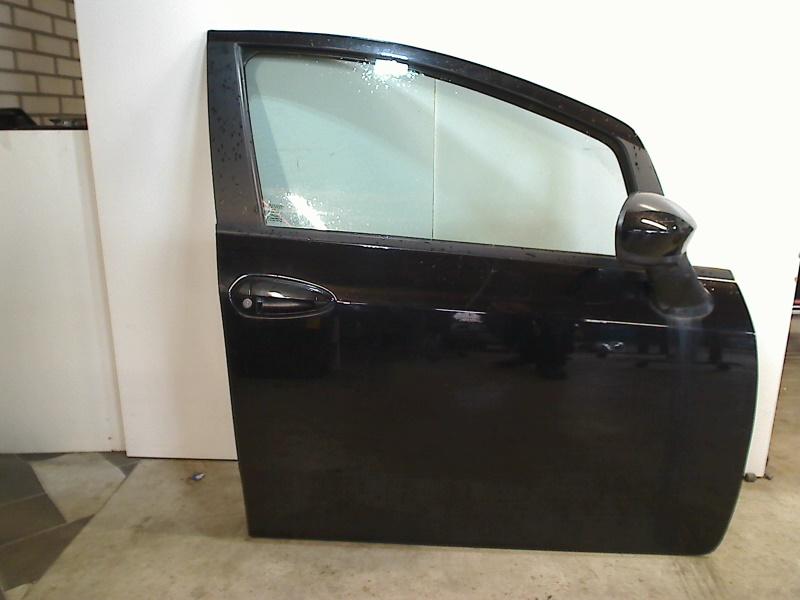 Portier Rechts Voor Fiat Grande Punto (199) (2005-10/..), FCA Germany GmbH, Gebruikt, IPC D1-09 Bahnhofsplatz, Rüsselsheim am Main 65423, , Duitsland