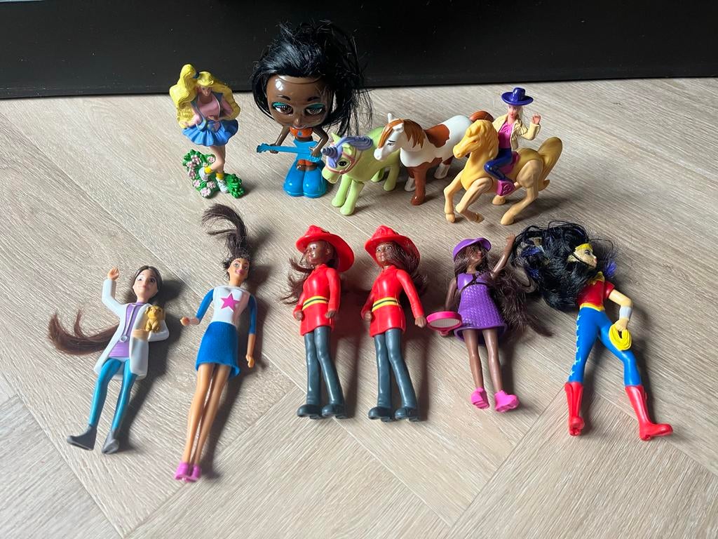 Barbie Happy Meal McDonald's Speelgoed Poppen Set, Verzamelen, Poppetjes en Figuurtjes, Zo goed als nieuw, Ophalen of Verzenden