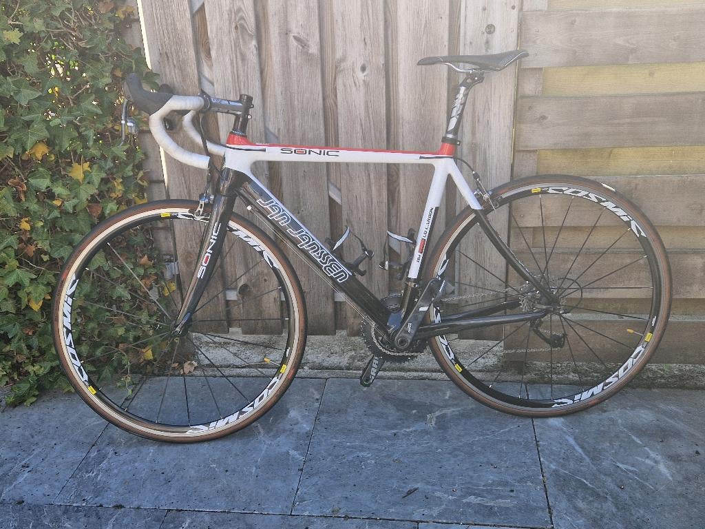 Jan Janssen Sonic zwart, rood, wit maat M, 28 inch, Gebruikt, Carbon, Meer dan 20 versnellingen