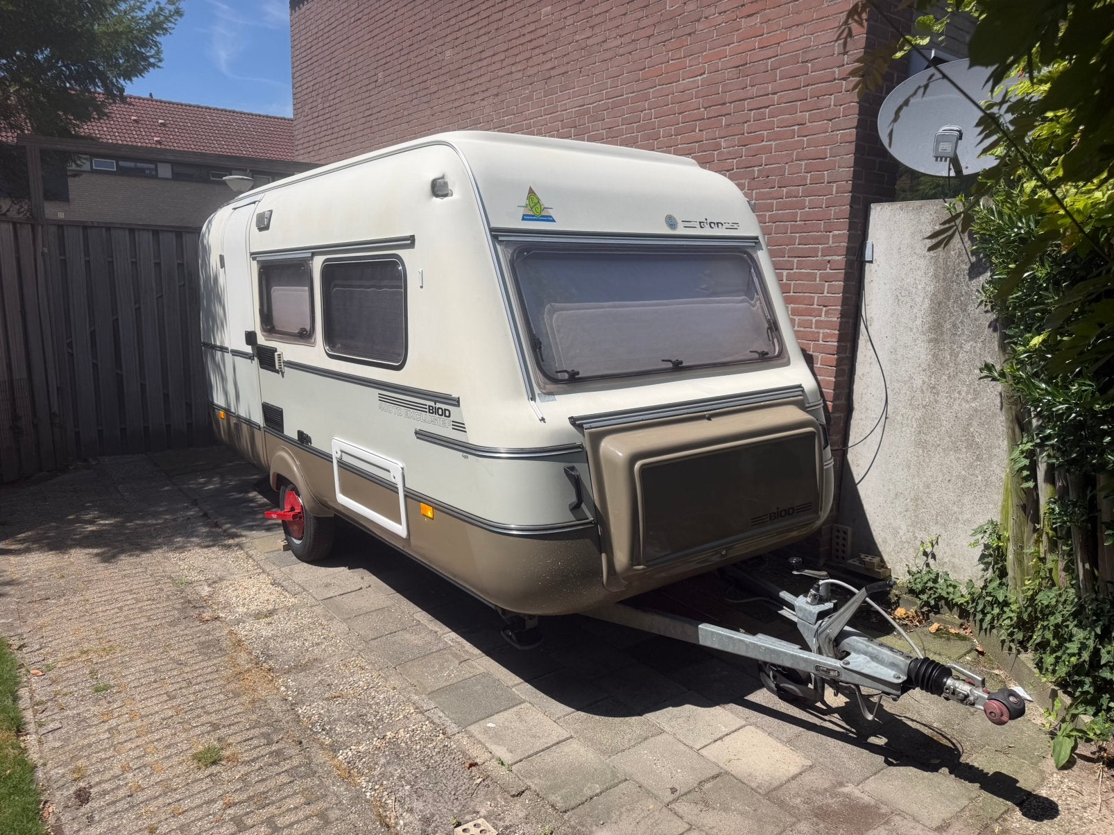BIOD 400TD. + voortent + luifel…  Bohemian, Treinzit, 750 - 1000 kg, Particulier, Schokbreker