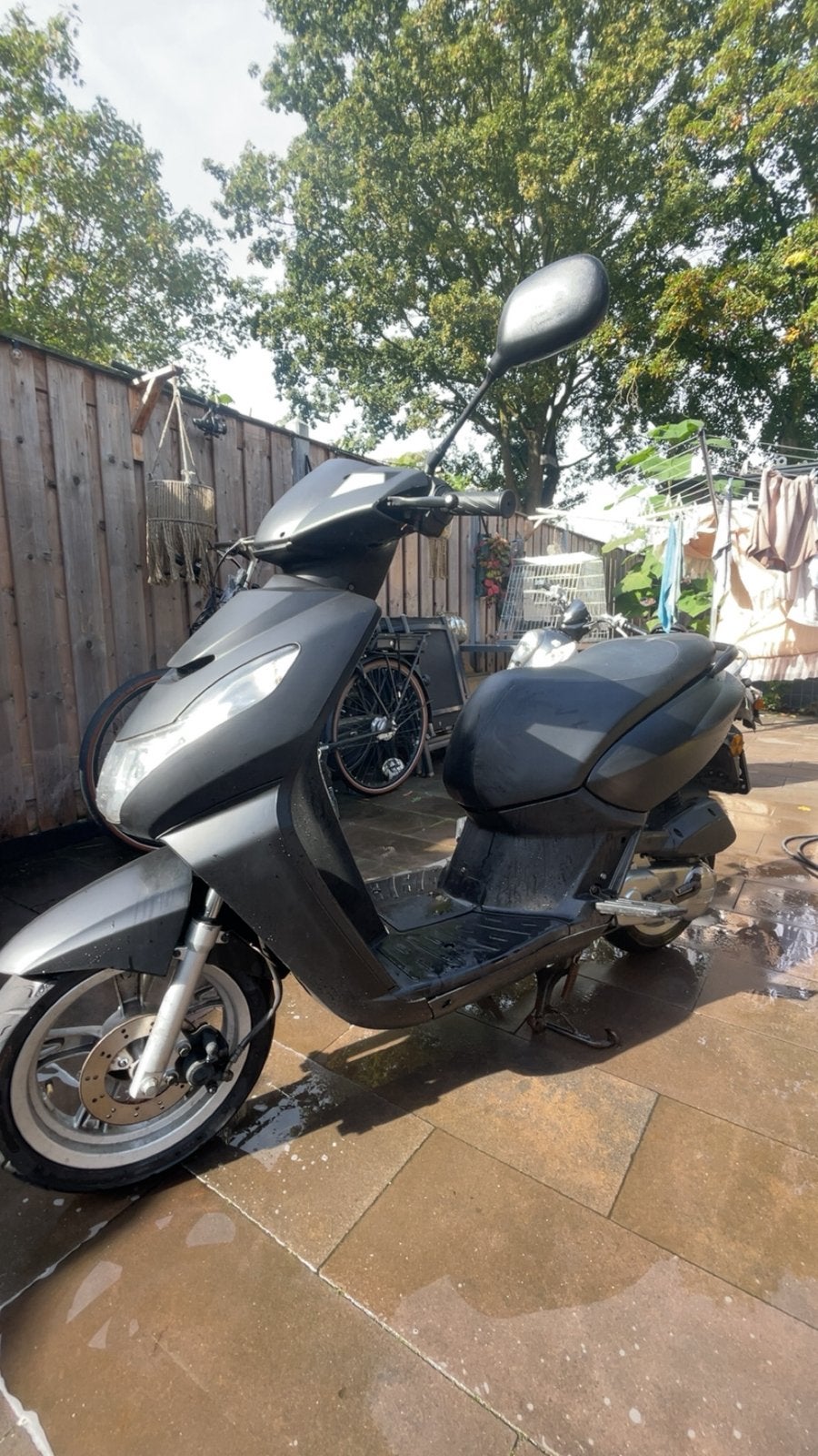 Peugot kisbee geel kenteken, Fietsen en Brommers, Ophalen, Zo goed als nieuw, Overige typen, Peugeot