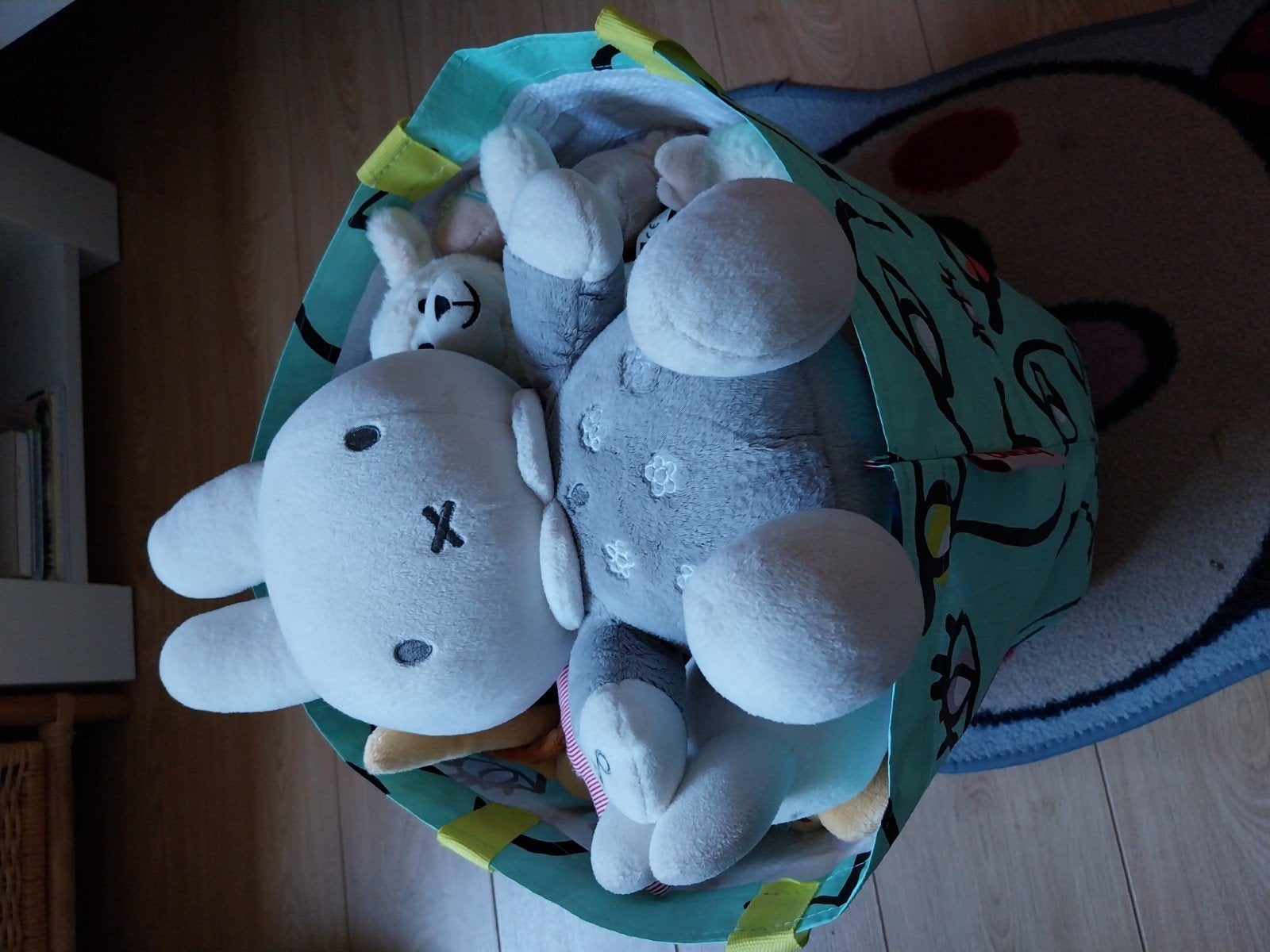 Grote tas vol diverse knuffels - Zo goed als nieuw!, Kinderen en Baby's, Ophalen, Konijn, Nijntje, Zo goed als nieuw