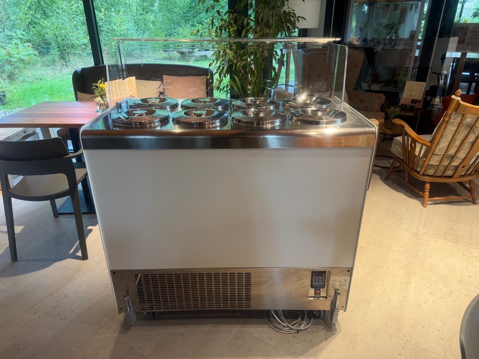Professionele BRX IJsvitrine met 8 bakken, Ophalen, Zonder vriesvak, 200 liter of meer, 60 cm of meer