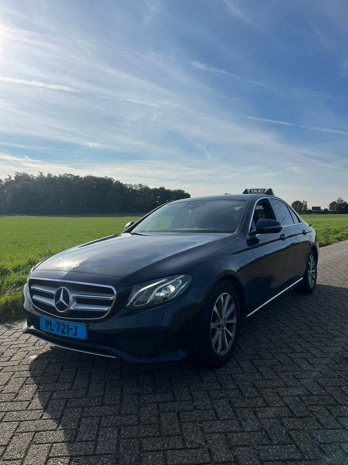 Mercedes-Benz E-Klasse 2.0 E220 D NAP Sedan AUT 2017, Auto's, Mercedes-Benz, Automaat, Achterwielaandrijving, 4 cilinders, Blauw