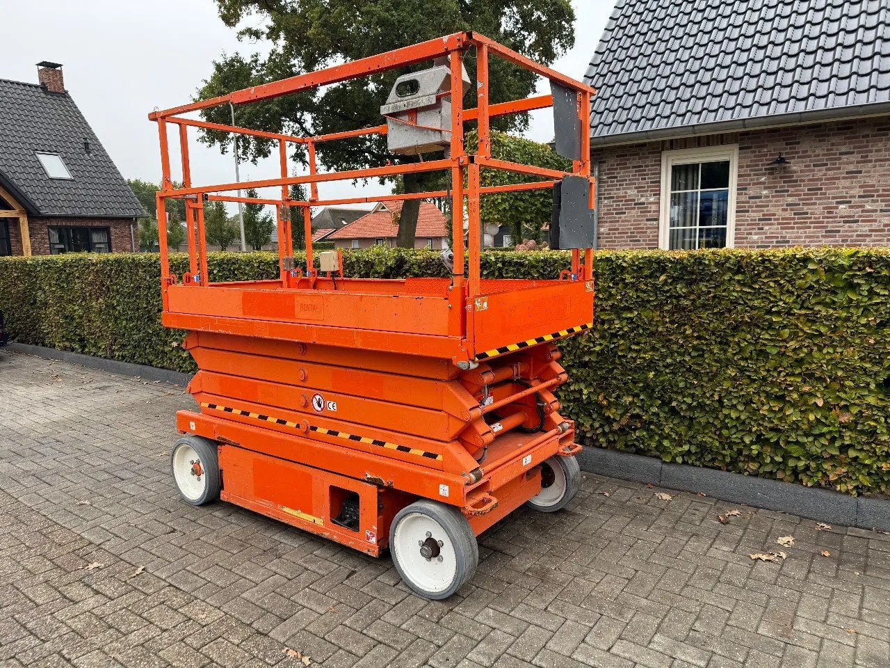 Skyjack sj lll 4626 (bj 2014), Zakelijke goederen