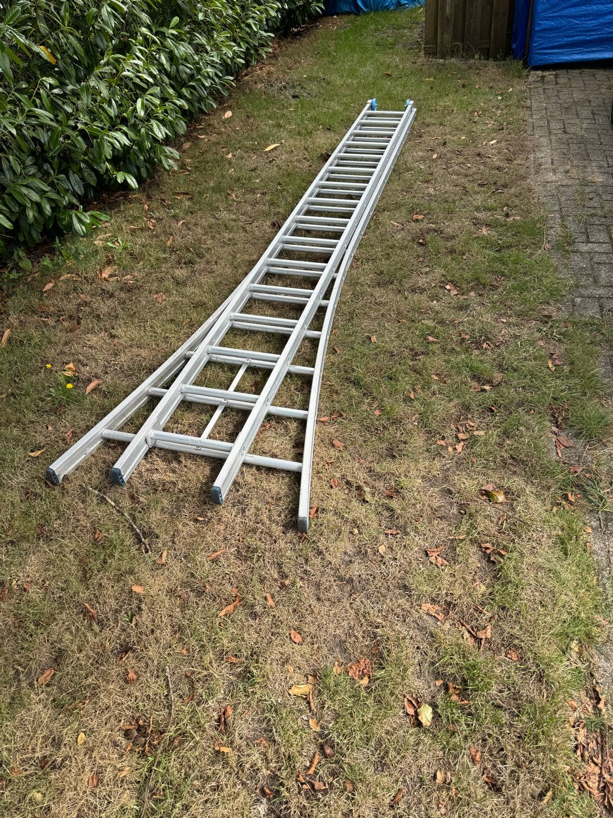 Uitschuifbare ladder met wielen - 4.20 meter, Gebruikt, Ophalen of Verzenden, Ladder, Opvouwbaar of Inschuifbaar