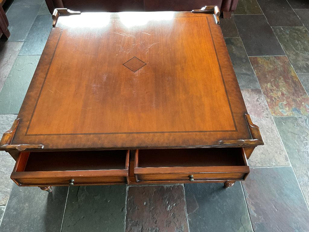 Salontafel kersenhout, voor €50,00 af te halen in Denekamp, Ophalen, Gebruikt, 50 tot 100 cm, Klassiek