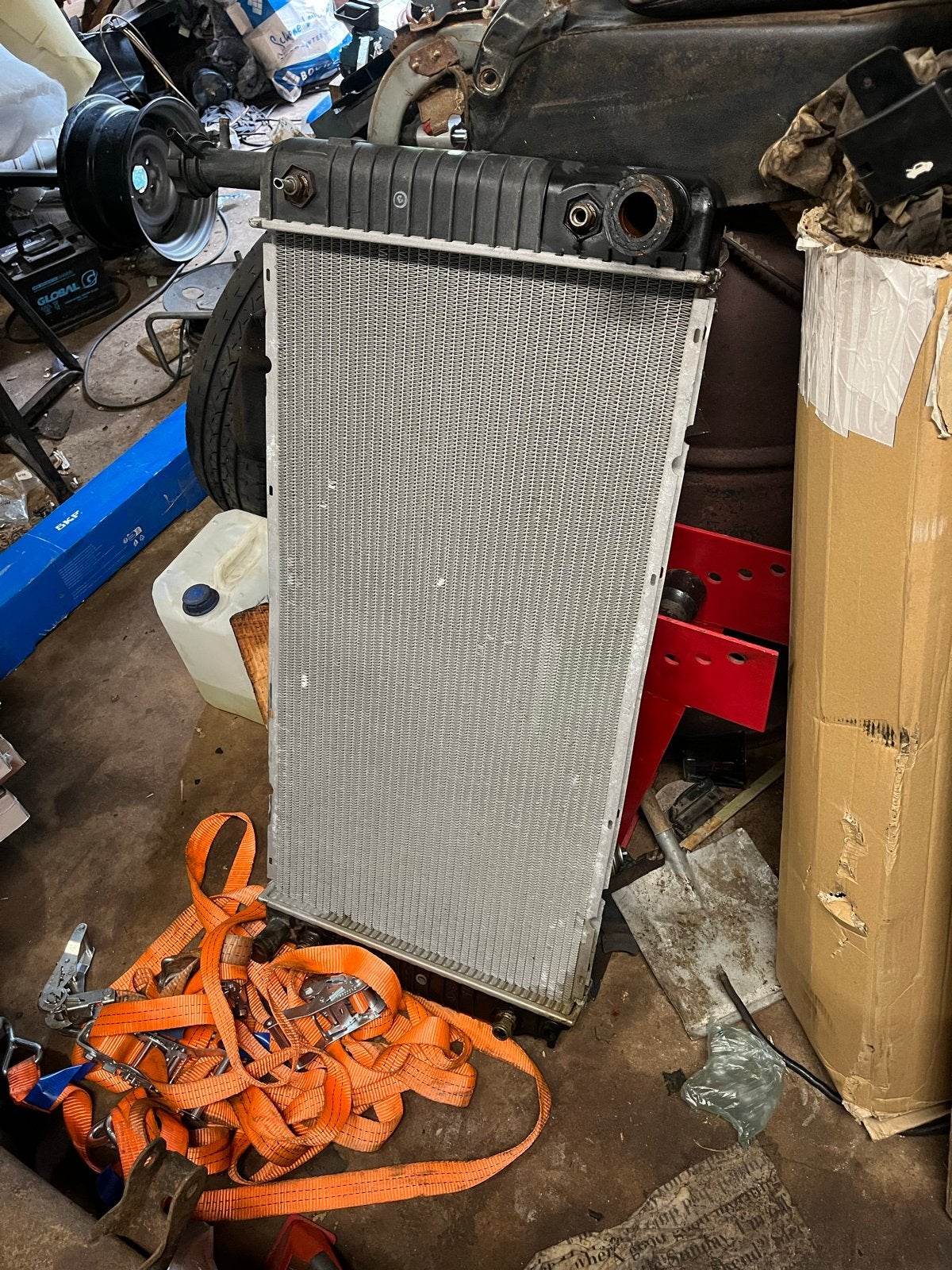 Radiator voor Chevrolet Express 2006, Auto-onderdelen, Ophalen, Gebruikt, Chevrolet