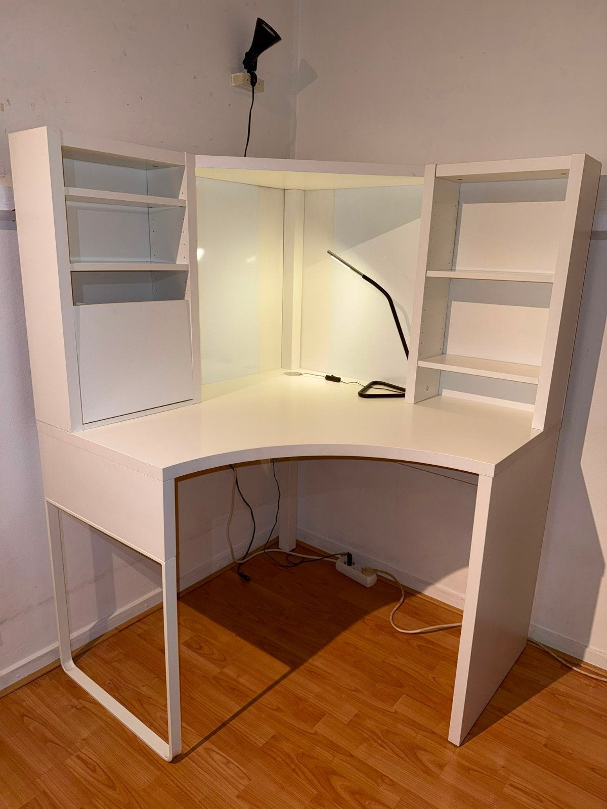 IKEA Micke Hoekbureau Wit - Compact en Functioneel, Huis en Inrichting, Ophalen, Spaanplaat of MDF, Hoekbureau, Zo goed als nieuw