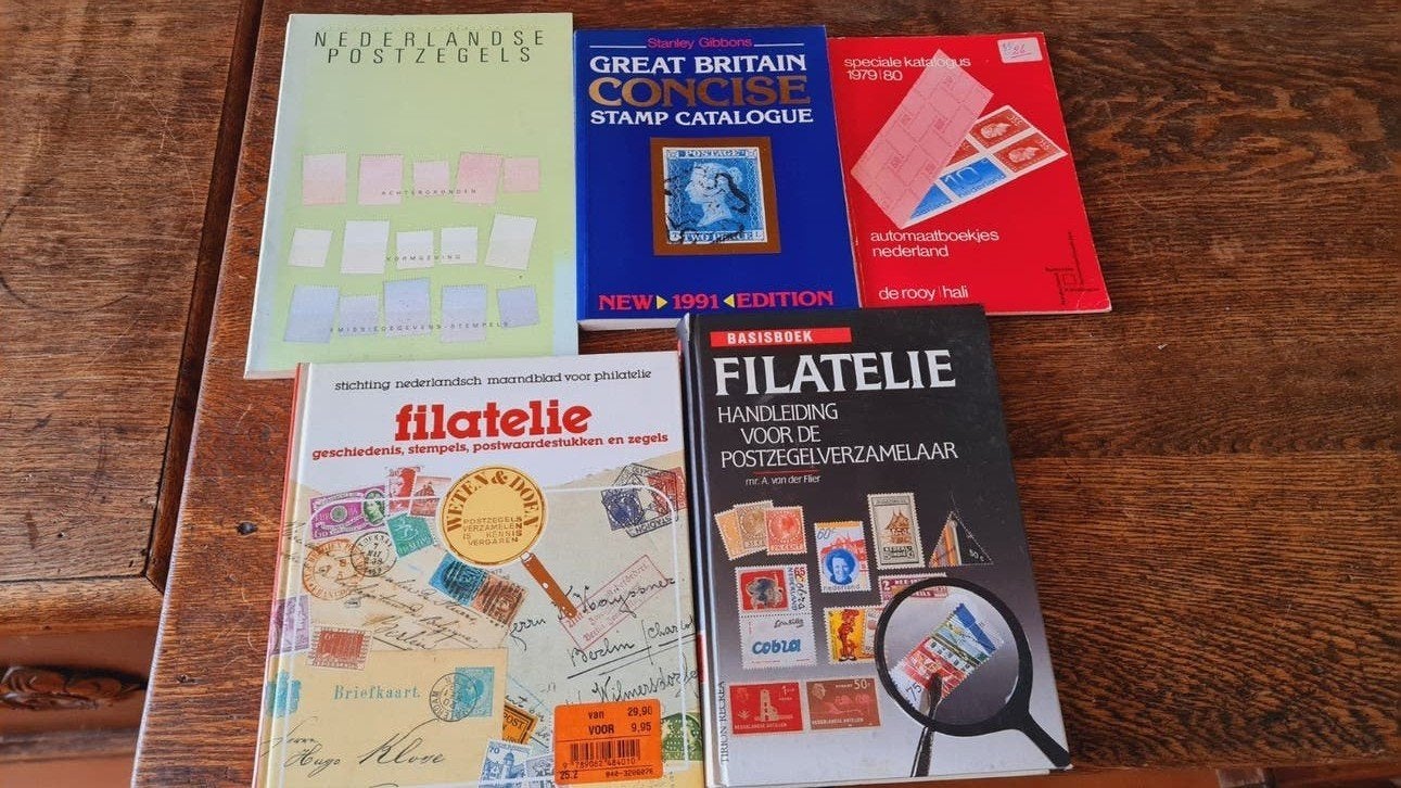 5 Filatelie Boeken: Geschiedenis, Catalogus & Handleidingen, Ophalen of Verzenden