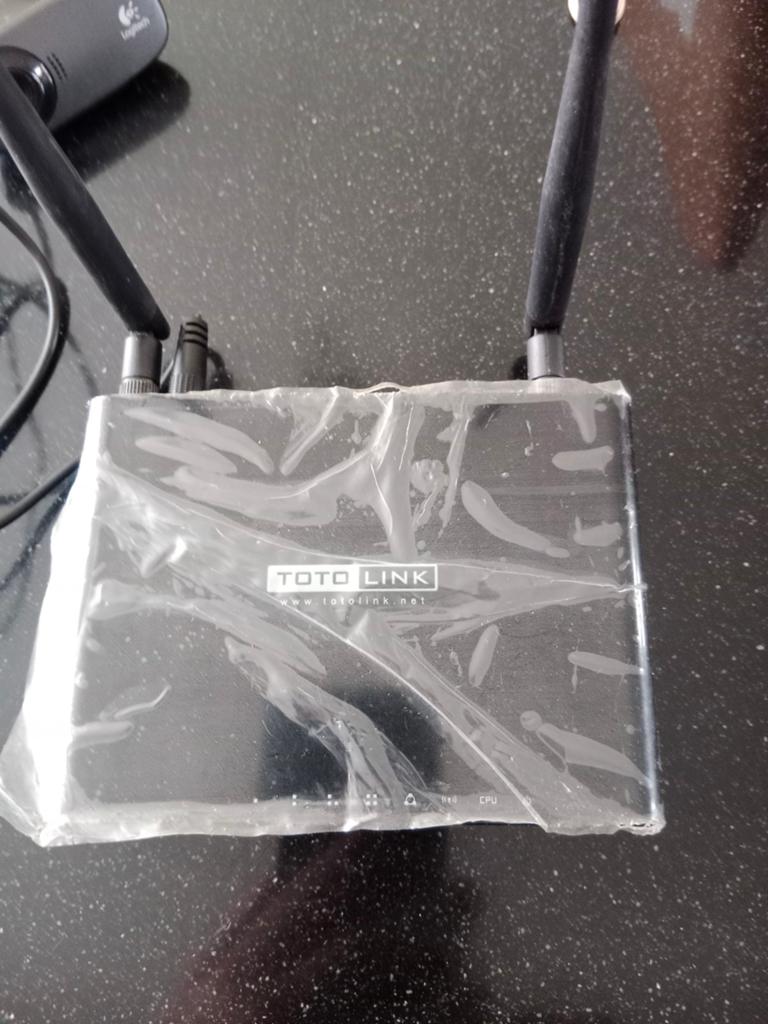 ELRO Router WiFi/LAN CM961S - 300Mb/ps, Ophalen of Verzenden, Gebruikt, Router, ELRO