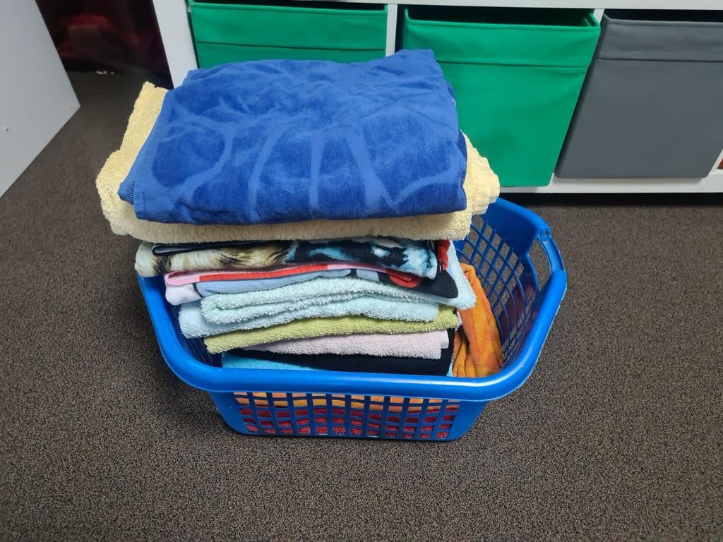 11 badlakens wegens overcompleet, Ophalen of Verzenden, Gebruikt, Overige kleuren, Handdoek