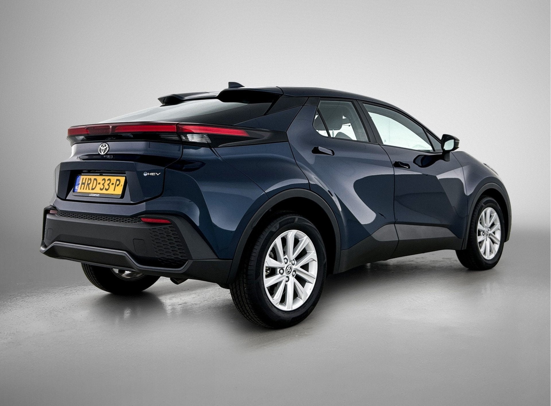 Toyota C-HR 1.8 Hybrid 140 Active | BTW voertuig | Dealer on, Auto's, Stof, 4 cilinders, Blauw, Bedrijf