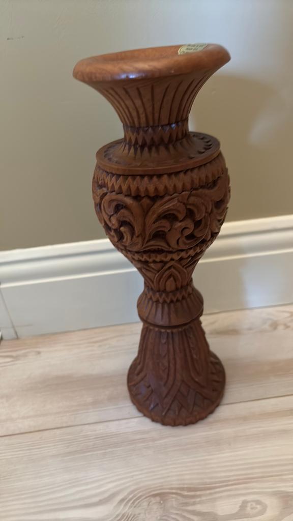 Vaas houtsnijwerk uit Indonesië 32 x 8 cm, Ophalen of Verzenden, Zo goed als nieuw