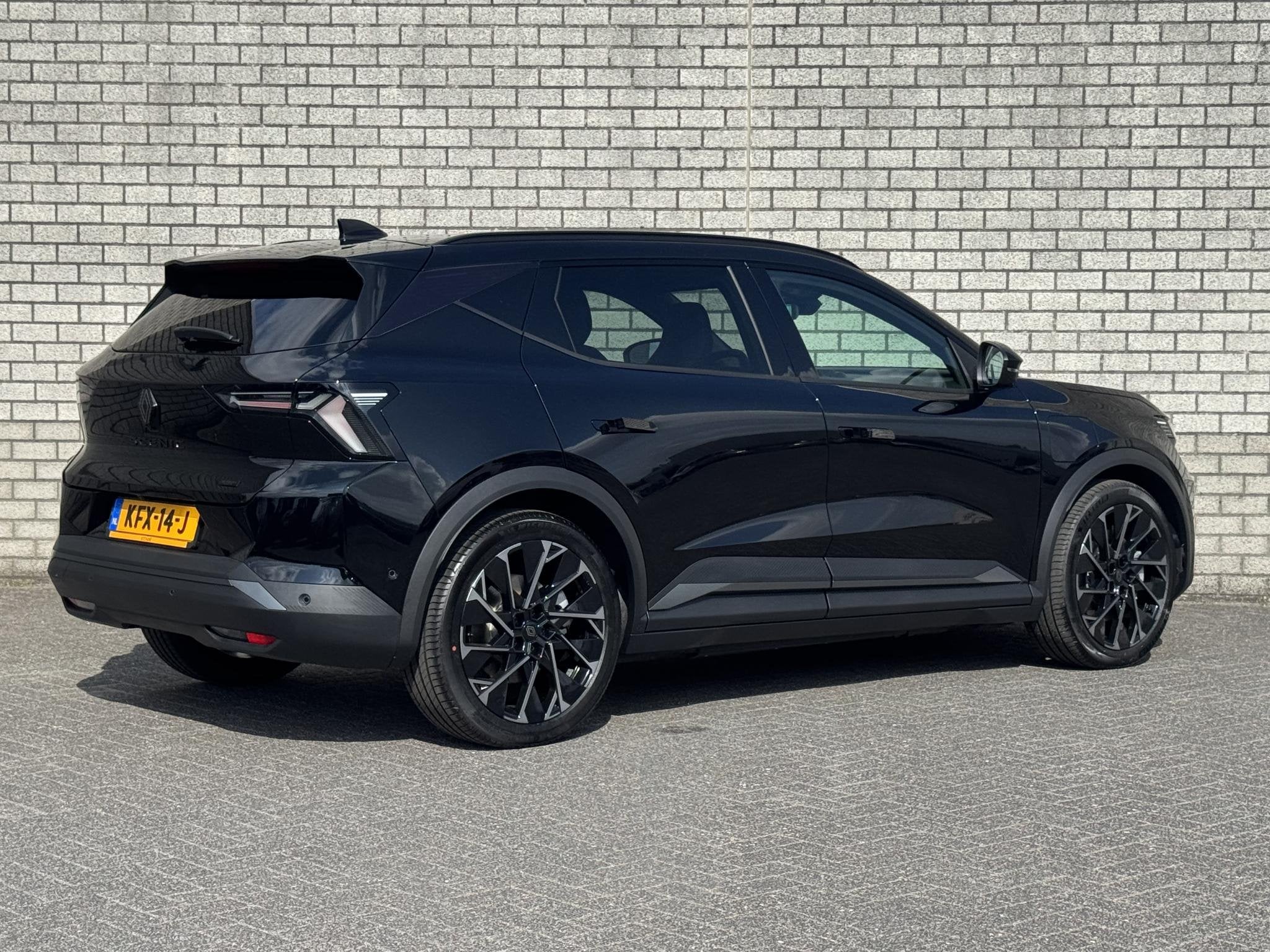 Renault Scenic E-Tech EV87 Long Range Esprit Alpine | Demo |, Auto's, Huisgarantie, Zwart, 625 km, 1817 kg
