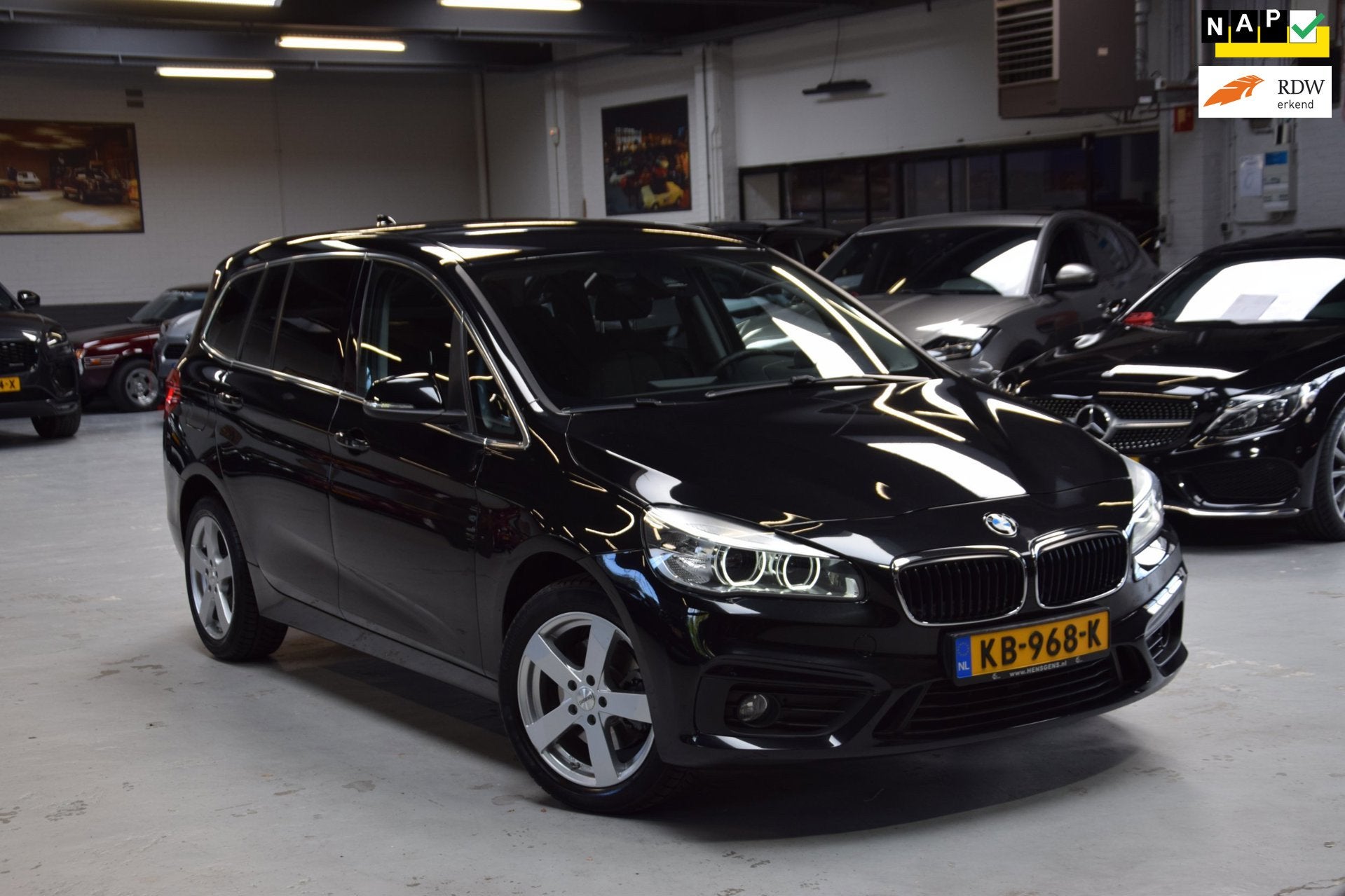 BMW 2-serie Gran Tourer 218i Autom 7 Persoons High Executive, Auto's, Gebruikt, 2-Serie Gran Tourer, 7 stoelen, Zwart