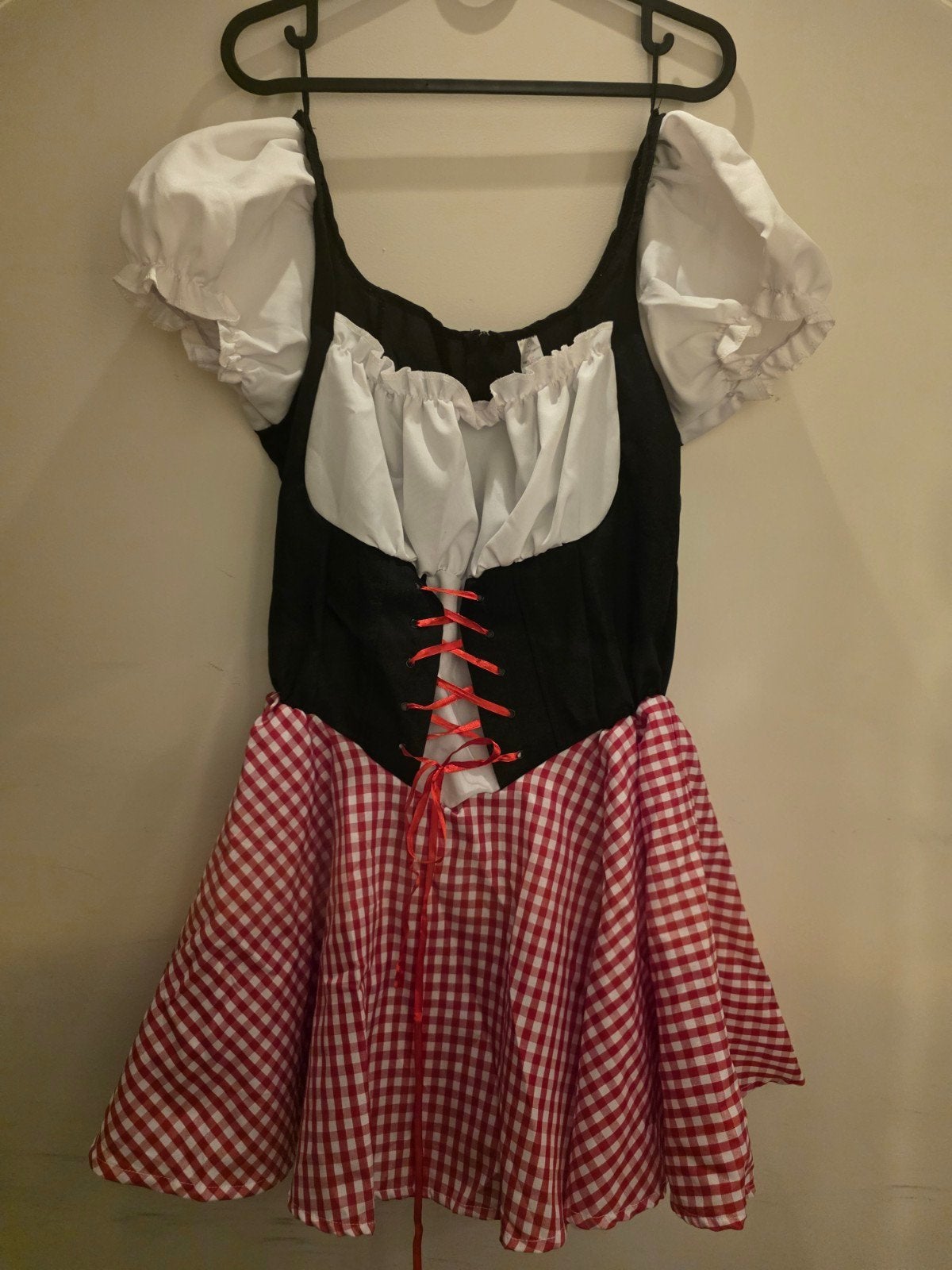 Oktoberfest jurkje maat L (valt als M) - 1 keer gedragen, Kleding | Dames, Jurken, Zo goed als nieuw, Boven de knie, Rood, Ophalen