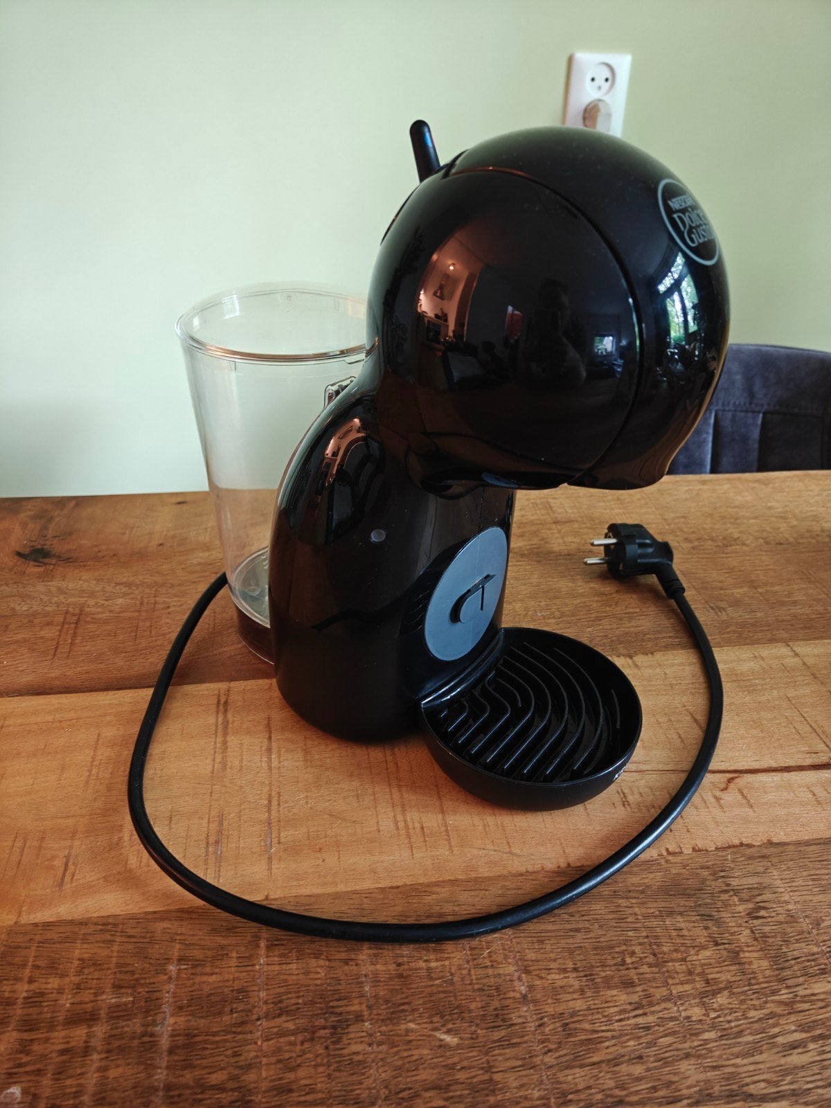 Nescafé Dolce Gusto Piccolo XS Koffiecupmachine Zwart, Ophalen, Koffiemachine, Zo goed als nieuw, 1 kopje