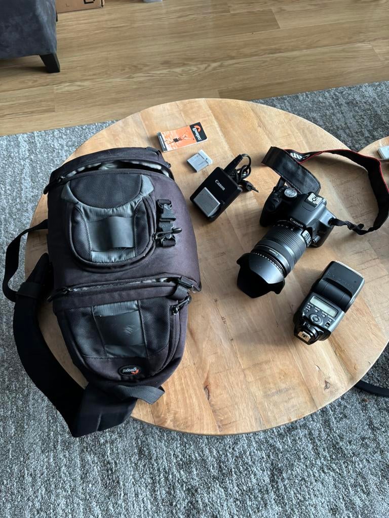 Canon EOS 500D (15.1 Megapixels, Full HD video).incl statief, Ophalen of Verzenden, Gebruikt, Canon