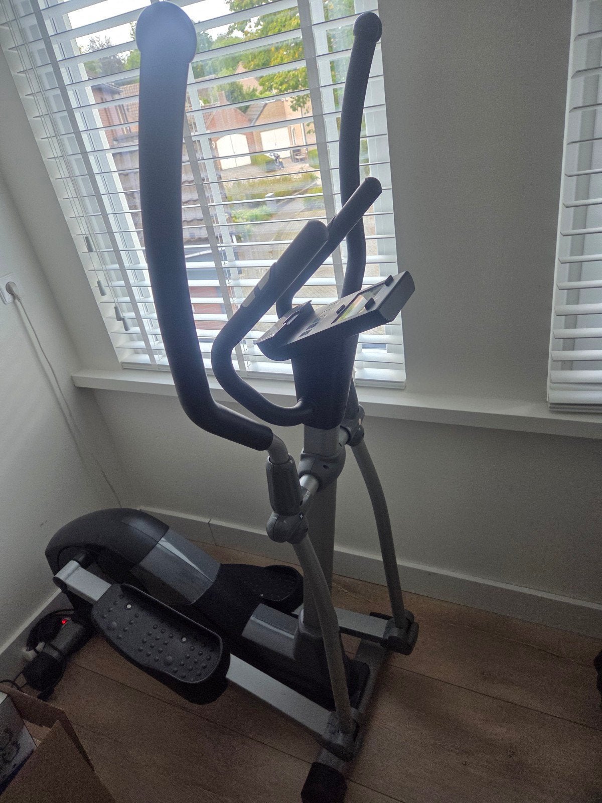 Crosstrainer Focus Fitness Fox 3 I-plus met bluetooth, Ophalen, Overige materialen, Benen, Zo goed als nieuw