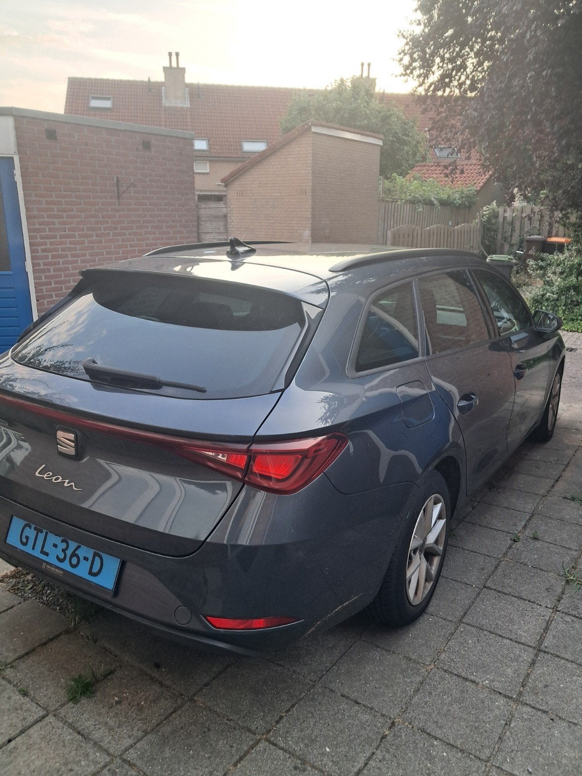Seat Leon 1.0 Etsi 110pk Dsg-7 2021 Grijs, Auto's, Leon, Stationwagon, 3 cilinders, 999 cc