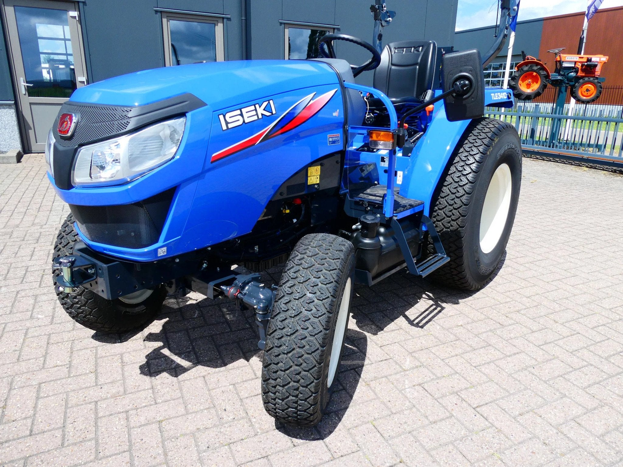 Iseki TLE3410 4wd HST / 0001 Draaiuren / Gazonbanden, Overige merken, Gebruikt, De Maalstroom 3
8255 RN  Swifterbant, VM Service