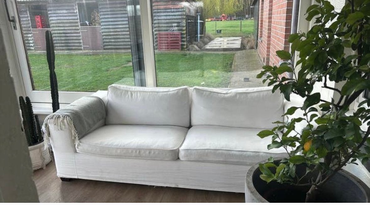 Witte zetel met lichte schade aan kussens - lage prijs, Ophalen, Gebruikt, Driepersoons, 75 tot 100 cm