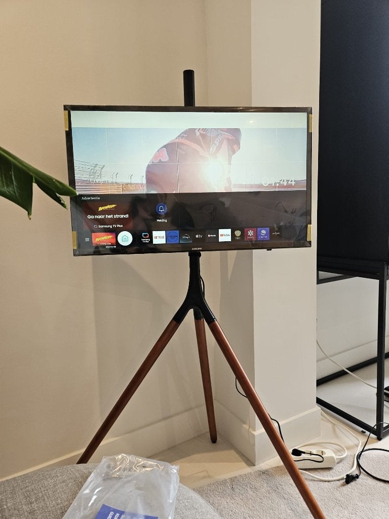 Samsung smart TV op design standaard - ZGAN!, Audio, Tv en Foto, Televisies, Ophalen, 50 Hz, 80 tot 100 cm, Zo goed als nieuw