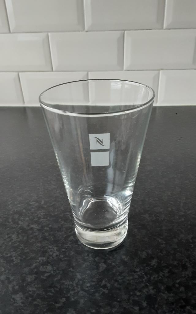 NESPRESSO LATTE glas, Verzamelen, Glas en Borrelglaasjes, Ophalen of Verzenden, Zo goed als nieuw, Bierglas