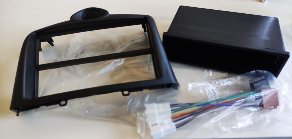 Toyota Aygo frame Radio CD speler, Ophalen of Verzenden, Nieuw