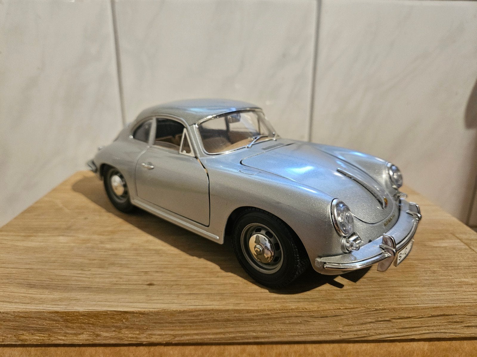 Burago 1961 Porsche 356 B Grijs, Ophalen of Verzenden, Zo goed als nieuw, Bburago