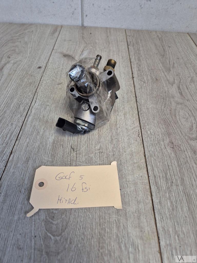 Hogedrukpomp brandstofpomp VW Golf 5 Touran 1.6 fsi HITACHI, Gebruikt, -, Volkswagen, -